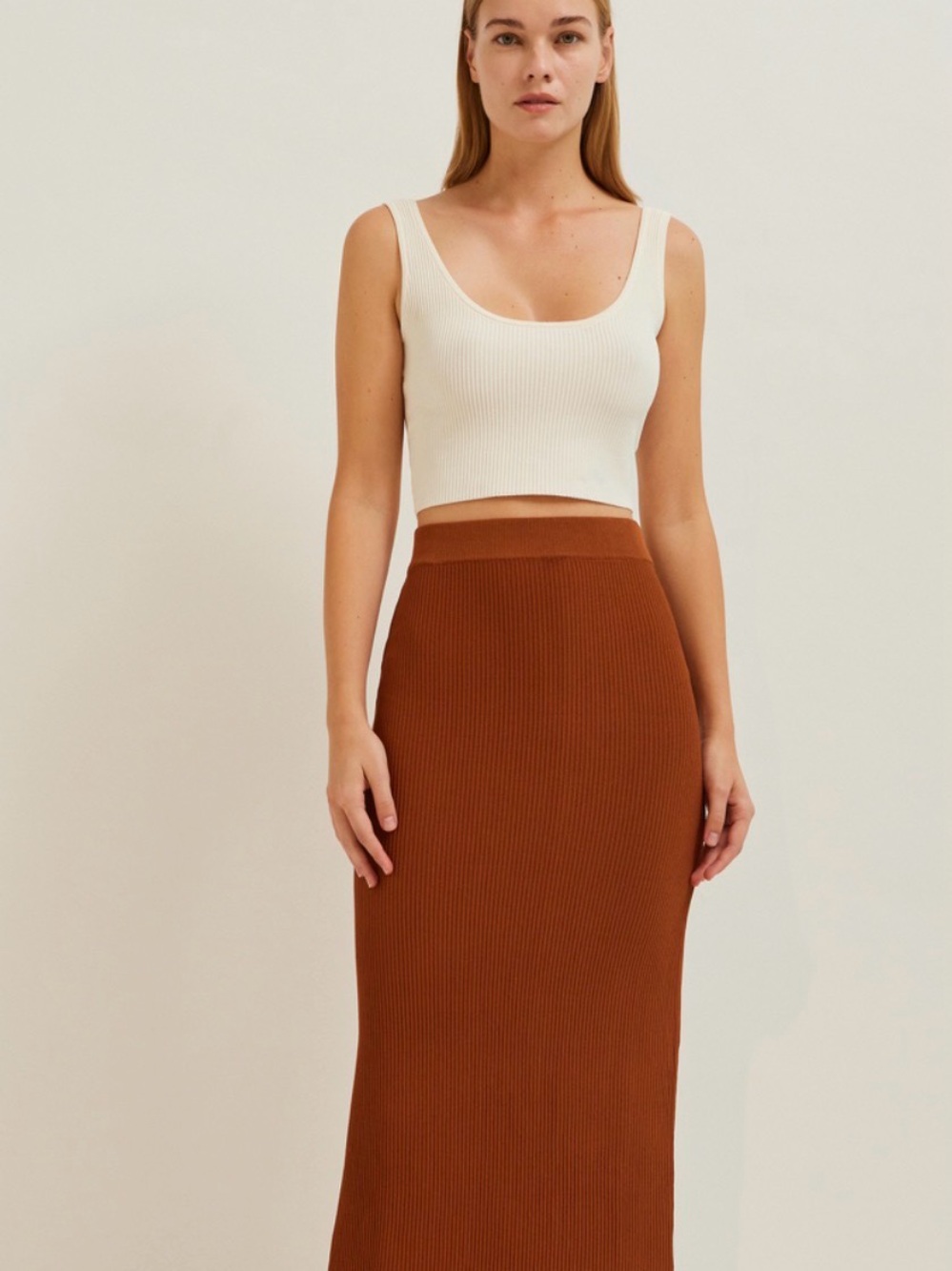 Scoop Neck Ribbed Crop Tank in Cream
